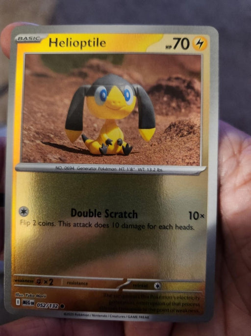 Pokemon Helioptile - 052/132 ME01: Mega Evolution Normal - Eterna Cards